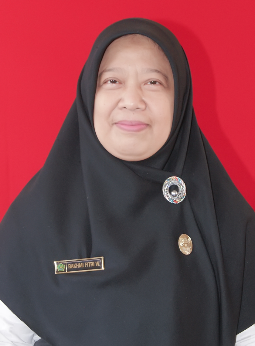 Foto Rakhmi Fitri Warsiyati